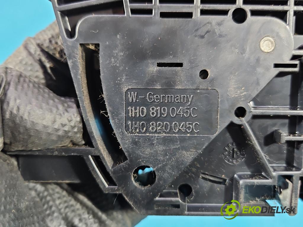 Vw Golf III 1991-1998 1.8 8V 75 HP manual 55 kW 1781 cm3 5- panel kúrenia 1H0819045C