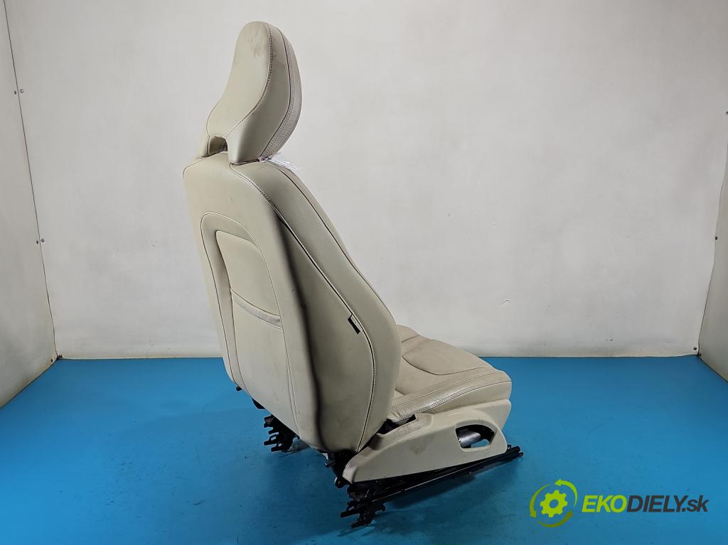 Volvo S60 II 2010-2018 2.5 T5 250 HP automatic 184 kW 2497 cm3 4- Sedačka pravý  (Sedadlo)