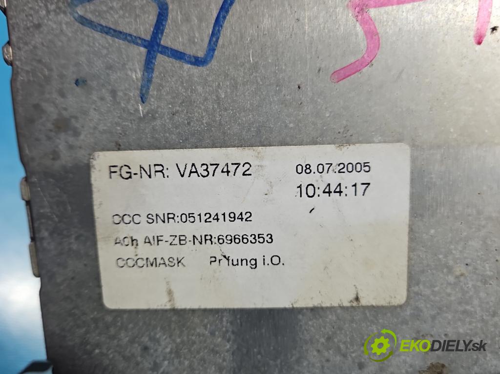 Bmw 3 E90 2005-2013 2.0b 150 HP manual 110 kW 1999 cm3 4- Radio originál 9165851