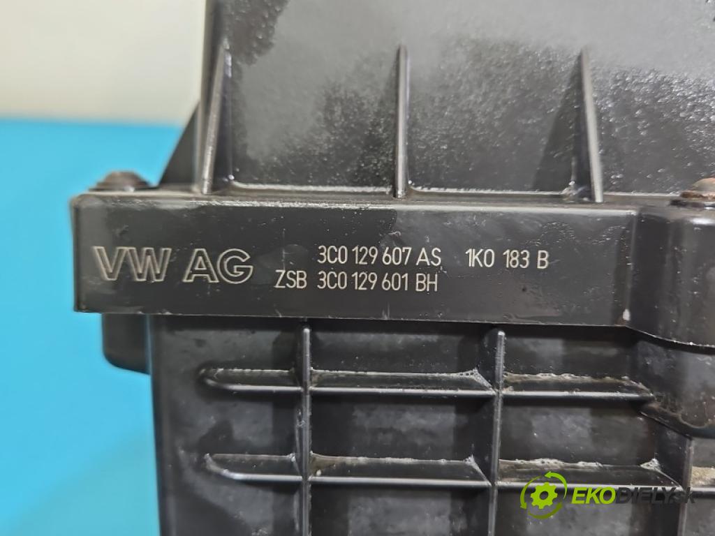 Vw Tiguan I 2007-2016 2.0 tdi 140 HP manual 103 kW 1968 cm3 5- obal filtra vzduchu 1K0129620D (Obal vzduchového filtra)