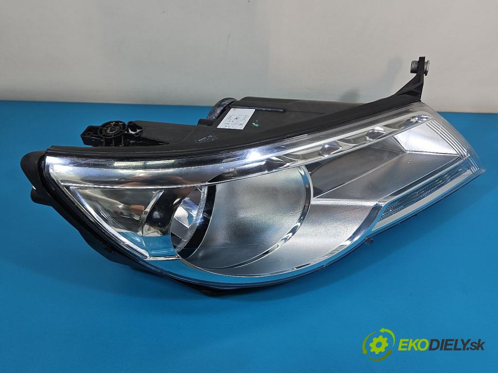 Vw Tiguan I 2007-2016 2.0 tdi 140 HP manual 103 kW 1968 cm3 5- Reflektor: pravý  (Svetlo predné pravé)