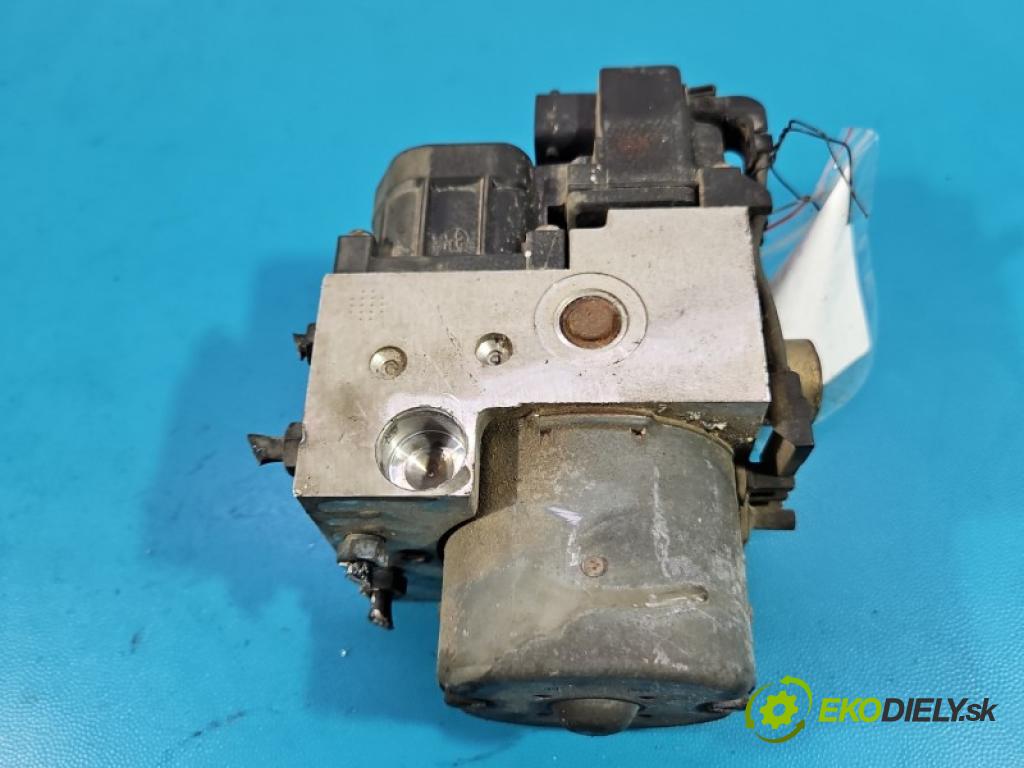 Vw Passat B5 1995-2005 1.8 20V 125 HP manual 92 kW 1781 cm3 4- čerpadlo abs 8E0614111AB (Pumpa ABS)