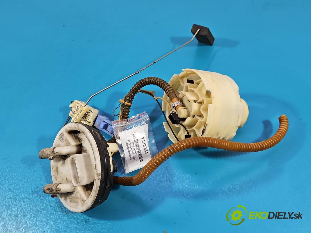 Vw Passat B5 1995-2005 1.8 20V 125 hp manual 92 kW 1781 cm3 4- čerpadlo paliva 8E0906087D