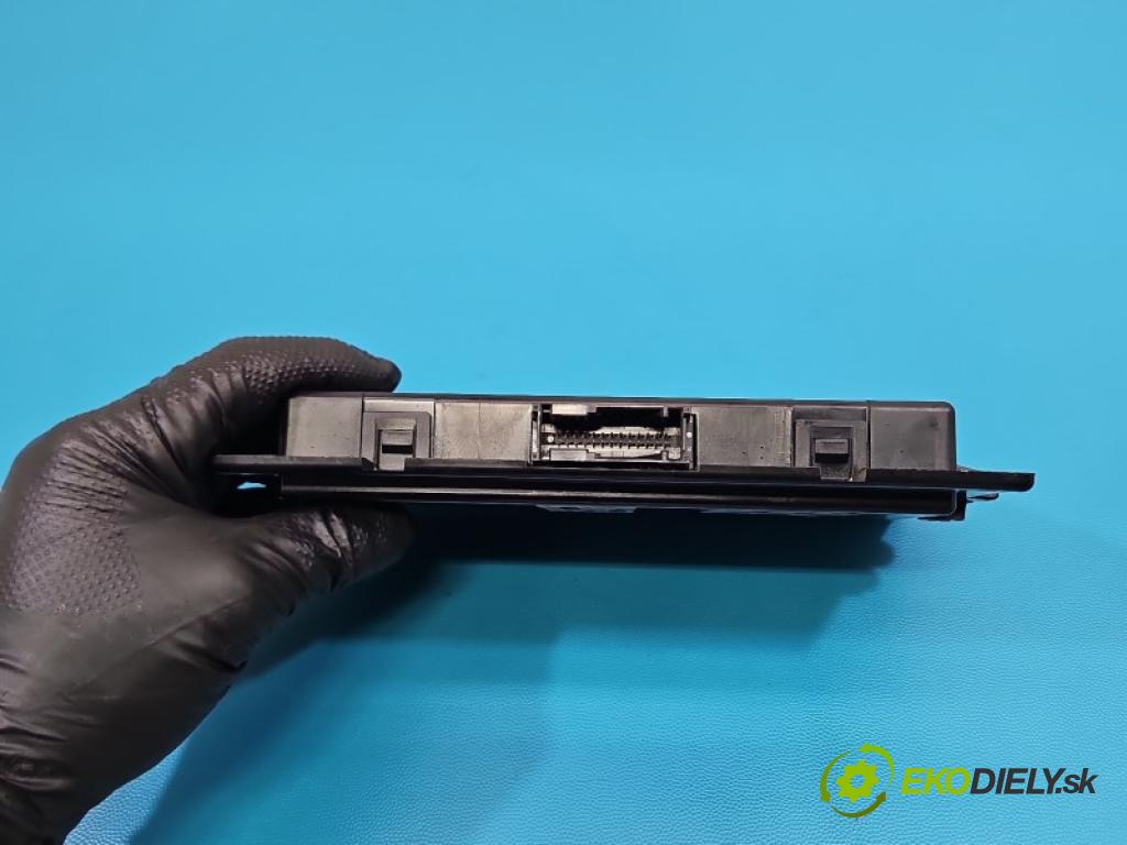 Bmw 3 E90 2005-2013 2.0b 150 HP manual 110 kW 1999 cm3 4- riadiaca jednotka ostatné 61356961134-02
