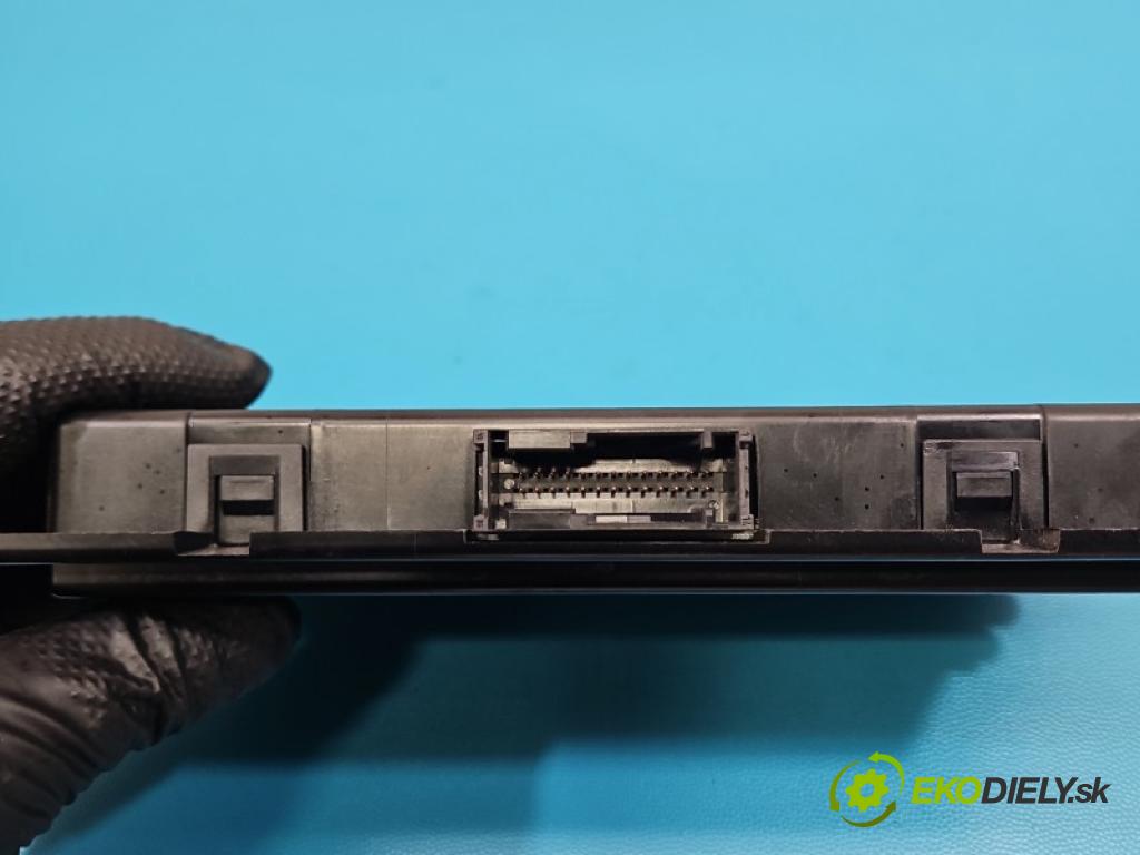 Bmw 3 E90 2005-2013 2.0b 150 HP manual 110 kW 1999 cm3 4- riadiaca jednotka ostatné 61356961134-02