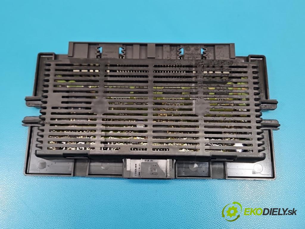 Bmw 3 E90 2005-2013 2.0b 150 HP manual 110 kW 1999 cm3 4- riadiaca jednotka ostatné 61356961134-02