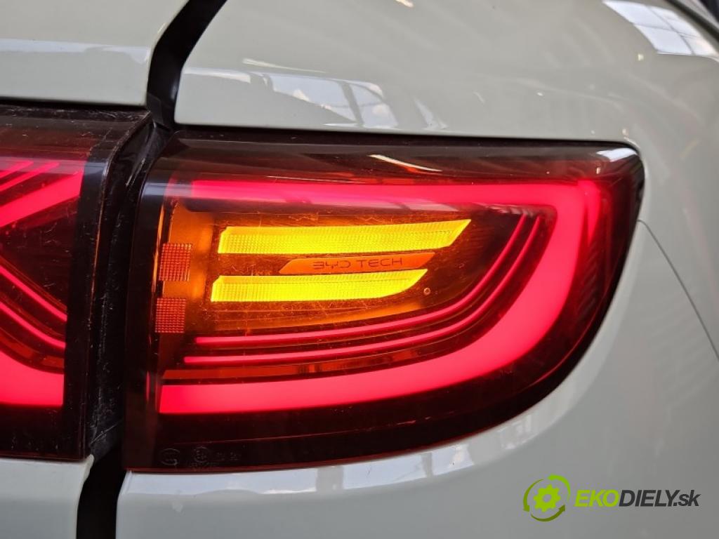 BYD ATTO 2 0.0 177 hp automatic 130 kW  5- světlo zadní pravé blatník: SC3E-4133020