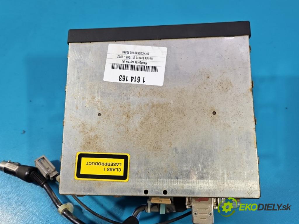 Honda Accord VI 1998-2002 2.0 16V 147 hp manual 108 kW 1997 cm3 4- Navigace: čtečka 7612001413