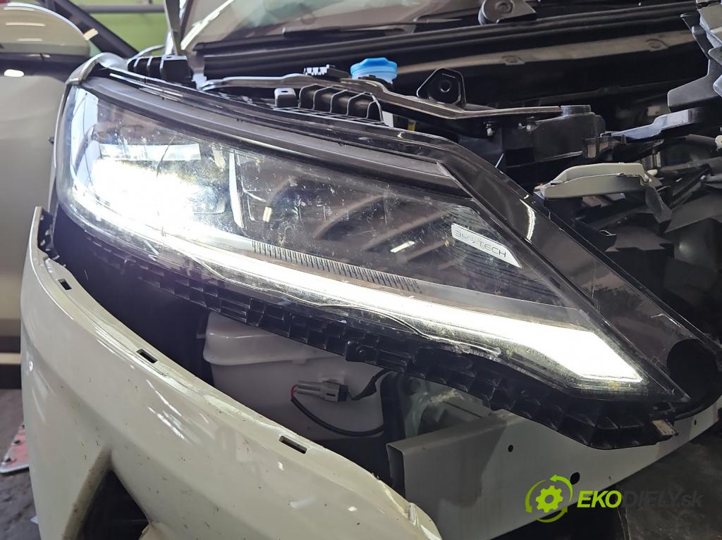 BYD ATTO 2  0.0 177 hp automatic 130 kW  5- světlo pravý SC3E-4121020 (Pravé přední světlo)