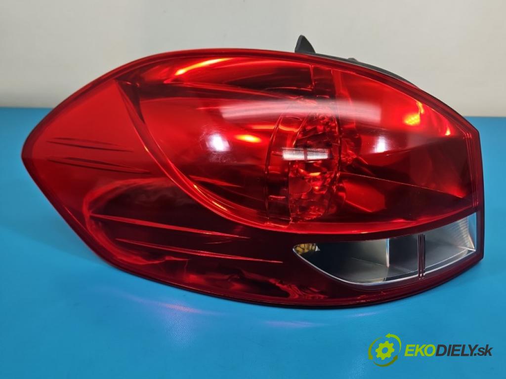 Renault Clio III 2005-2012 1.2 TCE: 101 hp manual 74 kW 1149 cm3 5- světlo zadní levé blatník: 8200586843