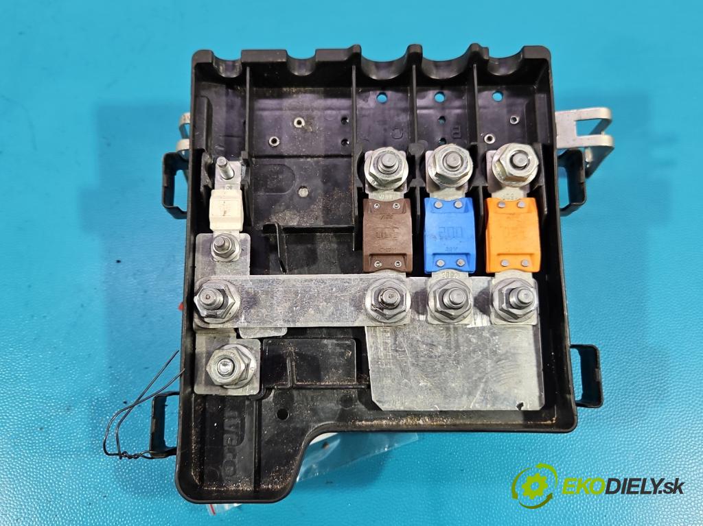Iveco Daily V 2014- 3.0 hpi 175 hp automatic 129 kW 2998 cm3 2- kontakt plusová 5801585968