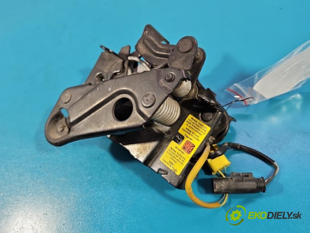 Bmw 5 F10 2010-2017 2.0d 218 hp automatic 160 kW 1995 cm3 5- zámek kapoty 7184441