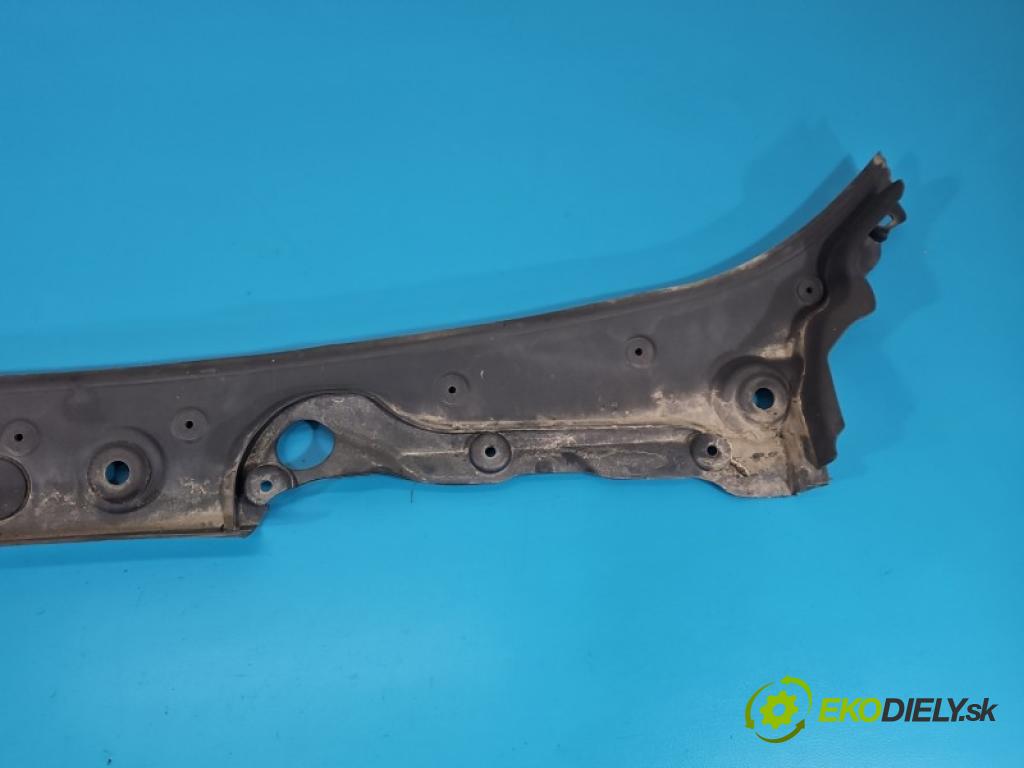 Bmw 5 F10 2010-2017 2.0d 218 hp automatic 160 kW 1995 cm3 5- torpédo 51717203124 (Plast pod čelním sklem)