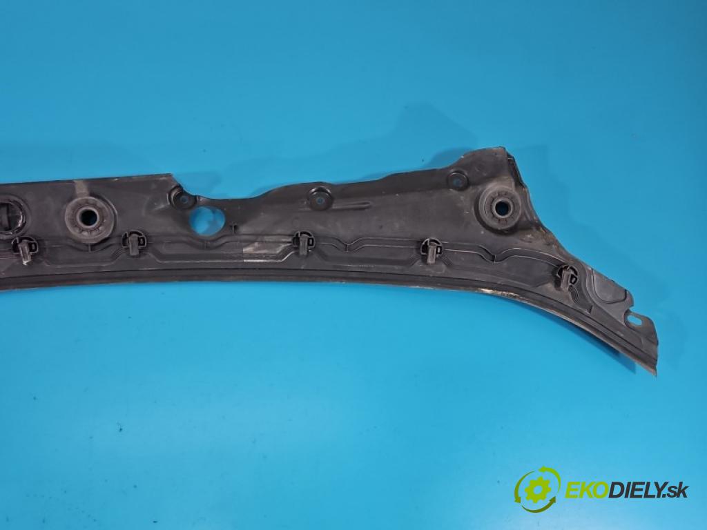 Bmw 5 F10 2010-2017 2.0d 218 hp automatic 160 kW 1995 cm3 5- torpédo 51717203124 (Plast pod čelním sklem)