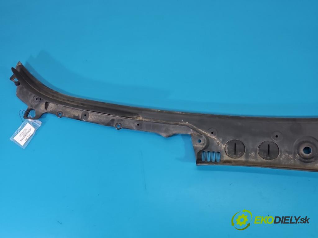 Bmw 5 F10 2010-2017 2.0d 218 hp automatic 160 kW 1995 cm3 5- torpédo 51717203124 (Plast pod čelním sklem)