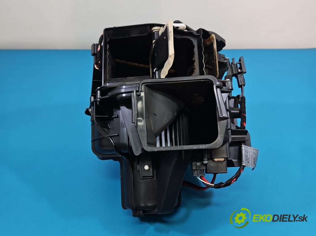 Bmw 5 F10 2010-2017 2.0d 218 hp automatic 160 kW 1995 cm3 5- ventilátor vzduchu 9248171