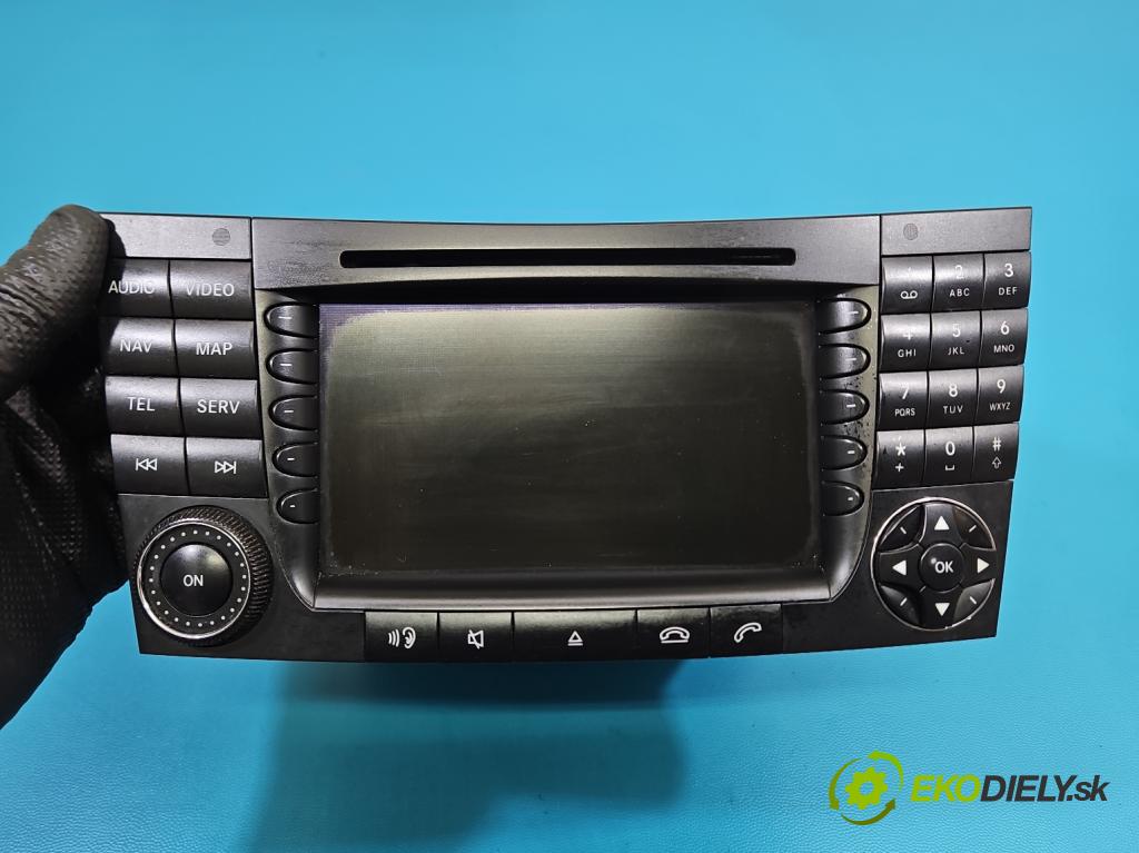 Mercedes E W211 2002-2009 3.5 V6 272964 272 HP automatic 200 kW 3498 cm3 5- Radio originál A2118204197