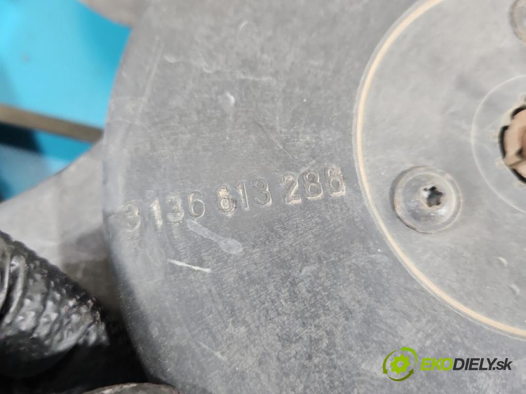Ford Mondeo Mk3 2000-2007 2.0 tdci 131 hp manual 96 kW 1997 cm3 5- ventilátor chladič 1137328081