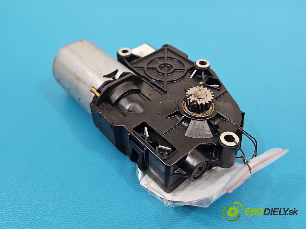Volvo S60 II 2010-2018 2.5 T5 250 HP automatic 184 kW 2497 cm3 4- motor: ostatné 39817353