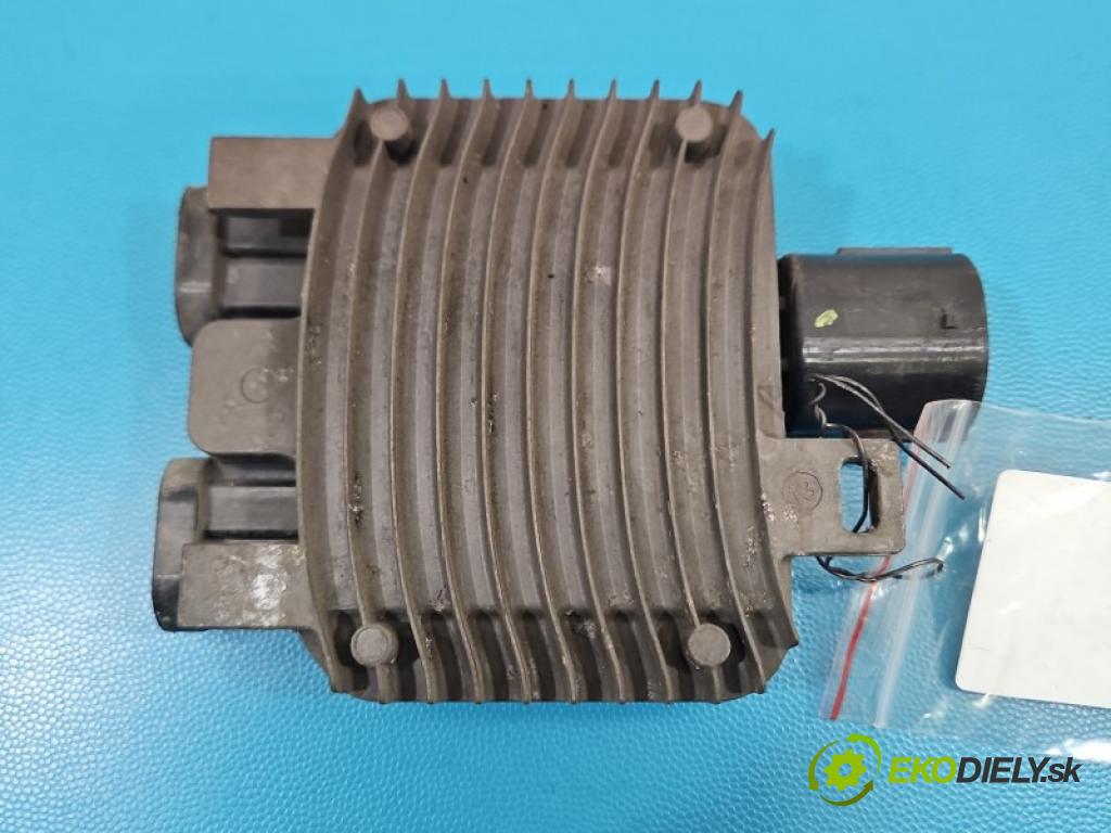 Volvo S60 II 2010-2018 2.5 T5 250 hp automatic 184 kW 2497 cm3 4- relé ventilátoru: 940011200