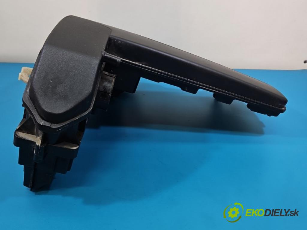 Dacia Logan II 2012-2020 1.2 16V 75 HP manual 55 kW 1149 cm3 4- obal filtra vzduchu 8200517765 (Obal vzduchového filtra)