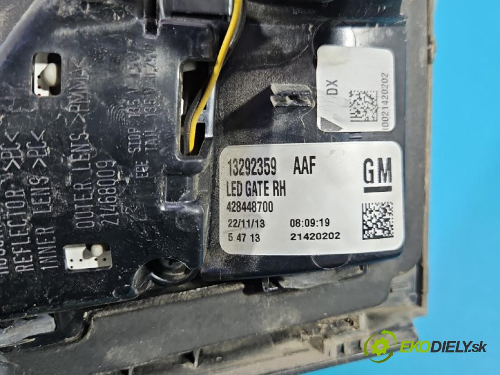 Opel Zafira C 2012-2019 Tourer 2.0 CDTI 165 hp manual 121 kW 1956 cm3 5- světlo zadní pravé kufrových dveří 13292359