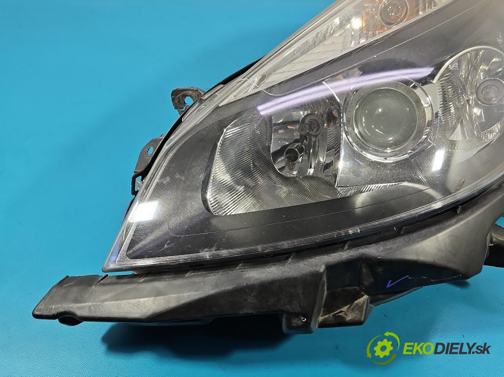 Renault Clio III 2005-2012 1.2 TCE: 101 HP manual 74 kW 1149 cm3 5- Reflektor: ľavý 8200261610 (Kľučka dverí ostatné)