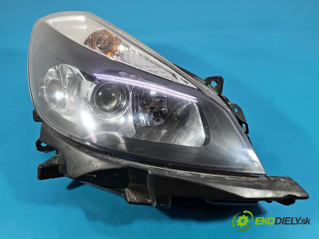 Renault Clio III 2005-2012 1.2 TCE: 101 HP manual 74 kW 1149 cm3 5- Reflektor: pravý  (Svetlo predné pravé)