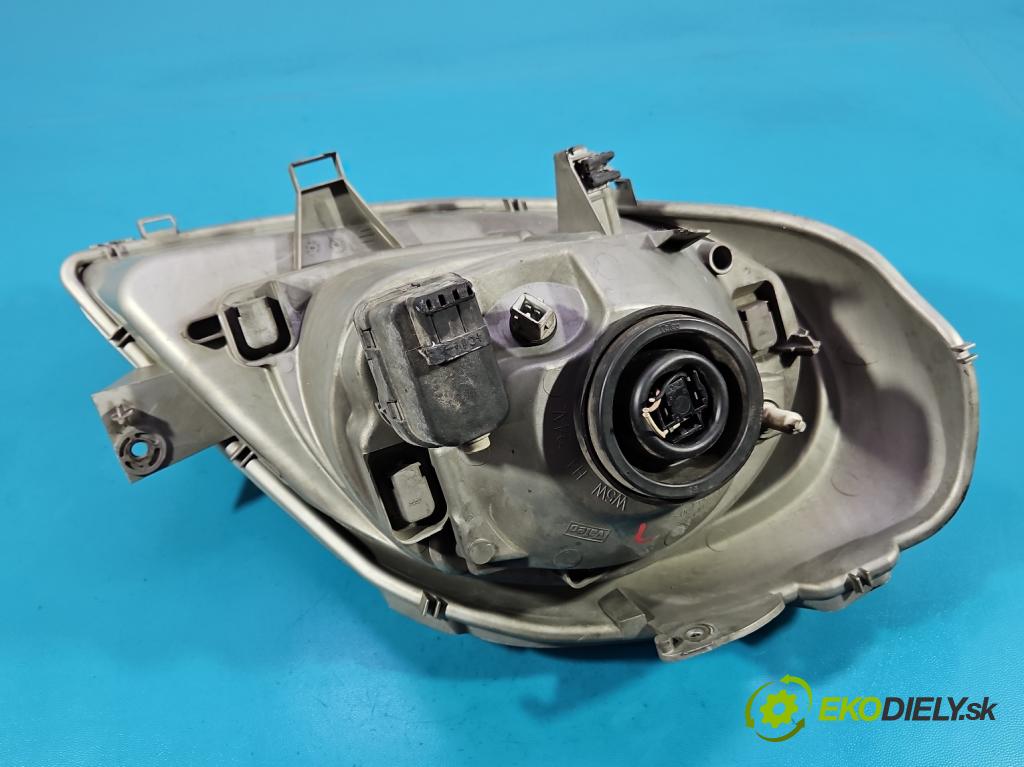Opel Vivaro 2001-2014 1.9 cdti 101 HP manual 74 kW 1870 cm3 5- Reflektor: ľavý 7700311371 (Kľučka dverí ostatné)