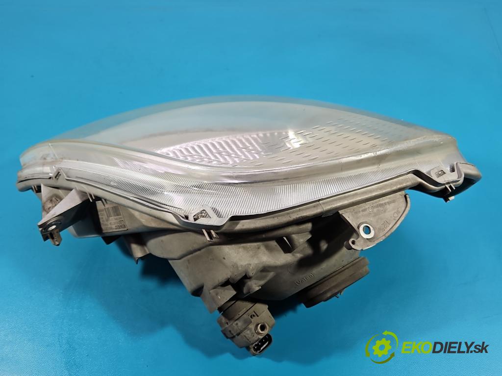 Opel Vivaro 2001-2014 1.9 cdti 101 hp manual 74 kW 1870 cm3 5- světlo pravý 7700311372 (Pravé přední světlo)