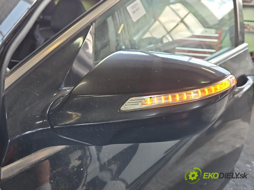Hyundai I40 1.7 crdi 116 hp manual 85 kW 1685 cm3 5- zpětné zrcátko levé  (Klika dveří ostatní)