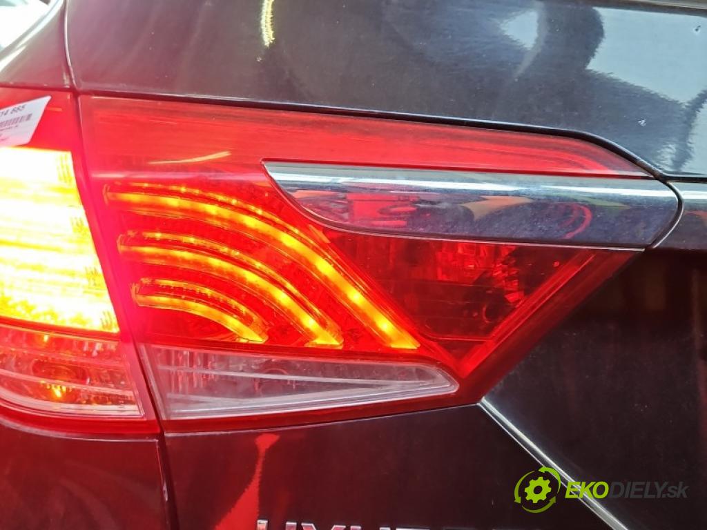Hyundai I40 1.7 crdi 116 hp manual 85 kW 1685 cm3 5- světlo zadní levé kufrových dveří 92403-3Z000