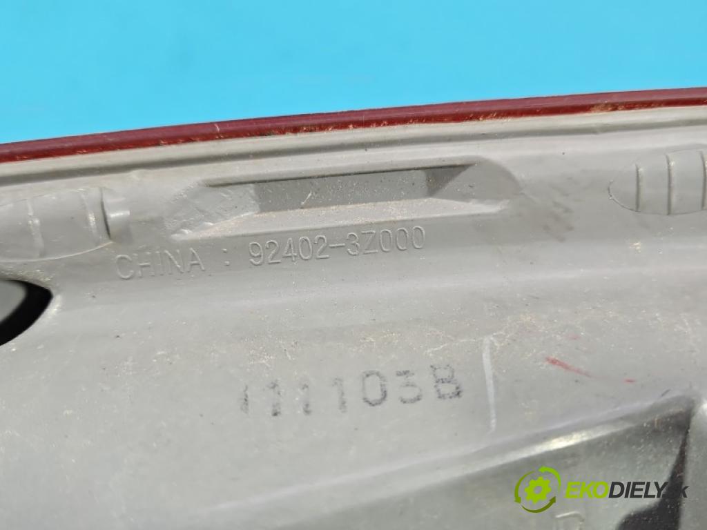 Hyundai I40 1.7 crdi 116 hp manual 85 kW 1685 cm3 5- světlo zadní pravé blatník: 92402-3Z000
