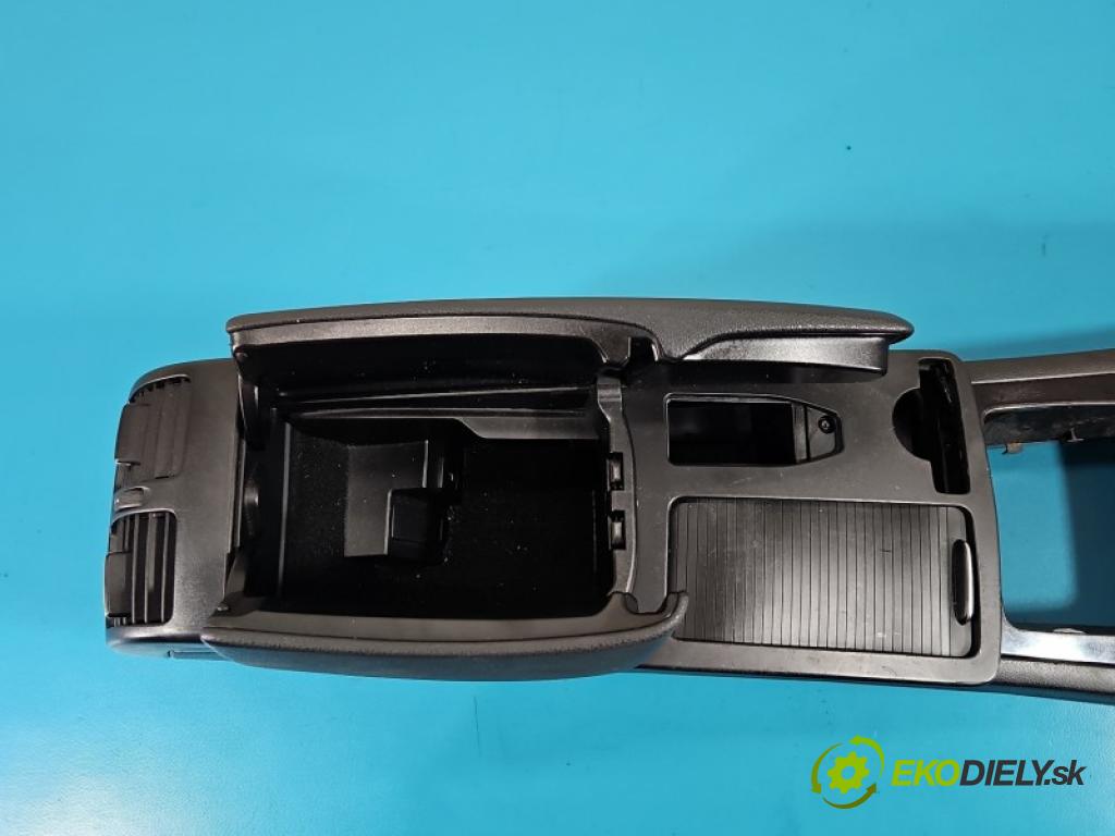 Mercedes C W204 2007-2014 2.2 CDI 136 HP automatic 100 kW 2148 cm3 4- operadlo A2046800150 (Lakťová opierka)