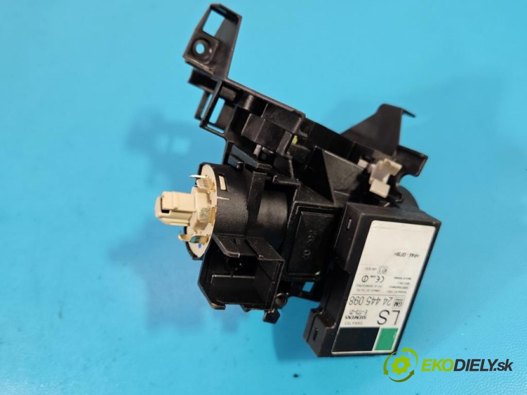 Opel Zafira A 1999-2005 1.8 16V 125 HP manual 92 kW 1796 cm3 5- riadiaca jednotka motora 55351752
