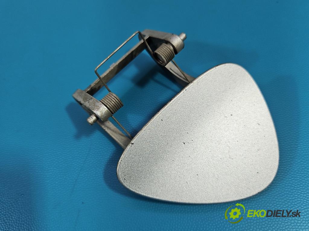 Mercedes E W211 2002-2009 3.5 V6 272964 272 HP automatic 200 kW 3498 cm3 5- ostrekovač reflektor: pravý A2118601647