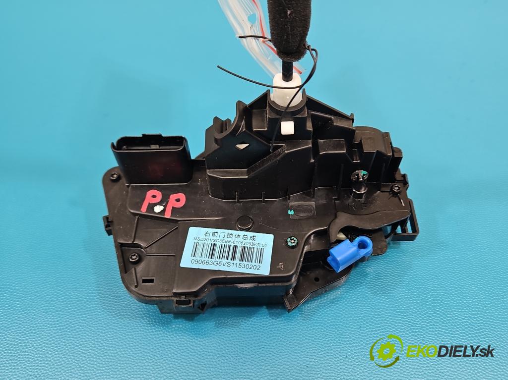 BYD ATTO 2  0.0 177 hp automatic 130 kW  5- zámek přední pravý 6105209