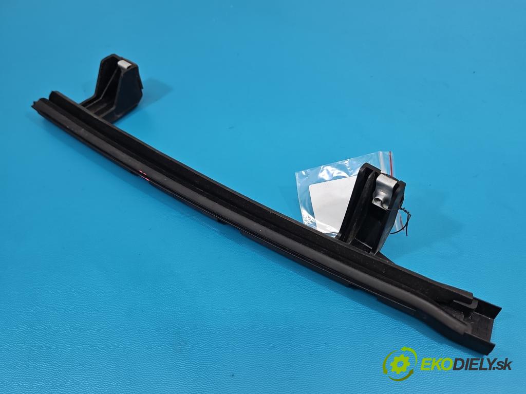 BYD ATTO 2  0.0 177 HP automatic 130 kW  5- Upevnenie: SC3E-6101920