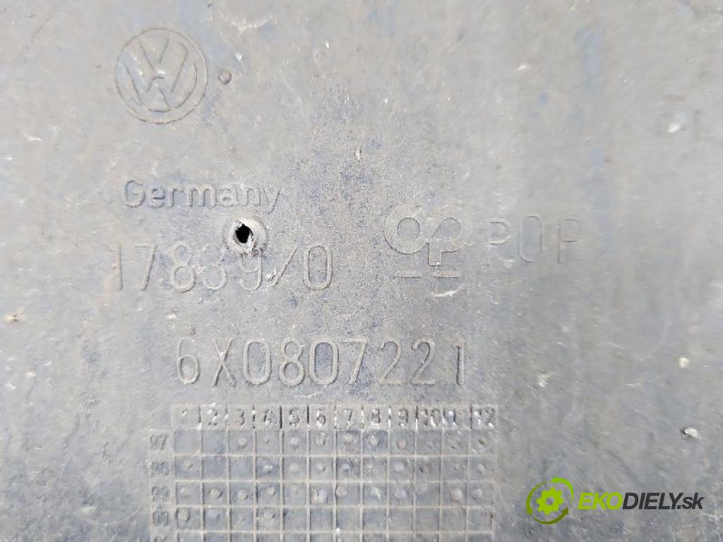 Vw Lupo 1.4 16V 75 HP manual 55 kW 1390 cm3 3- nárazník predné (Kľučka dverí ostatné)