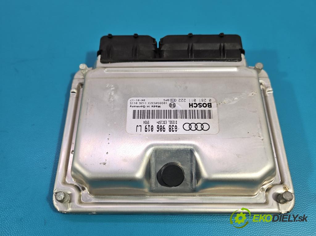 Audi A4 B6 2000-2004 1.9 tdi 131 hp automatic 96 kW 1896 cm3 5- řídící jednotka motoru 06B906265D