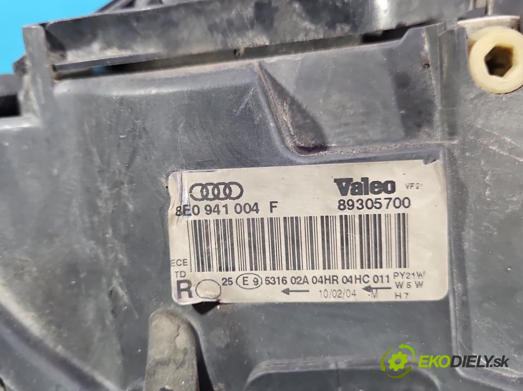 Audi A4 B6 2000-2004 1.9 tdi 131 hp automatic 96 kW 1896 cm3 5- světlo pravý 8E0941004F (Pravé přední světlo)