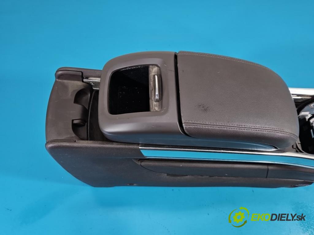 Opel Zafira C 2012-2019 Tourer 2.0 CDTI 165 HP manual 121 kW 1956 cm3 5- operadlo 13377806 (Lakťová opierka)