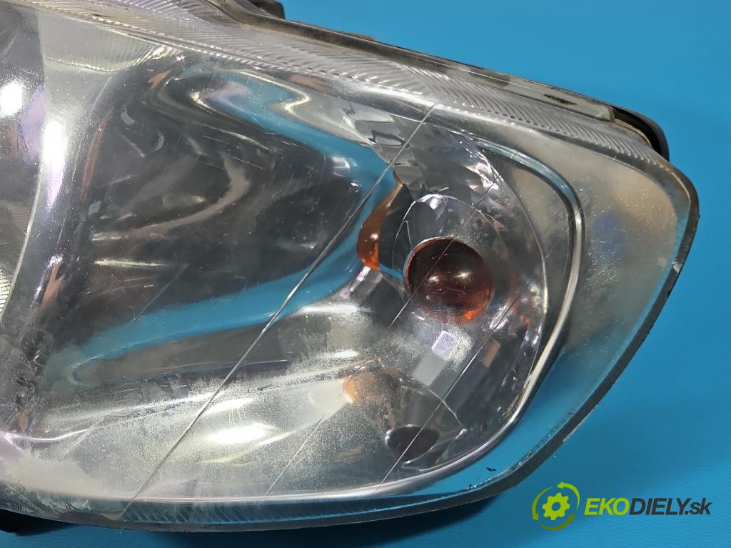 Seat Cordoba I 1993-2002 1.4 8V 60 HP manual 44 kW 1390 cm3 4- Reflektor: ľavý 6K1941043A (Kľučka dverí ostatné)