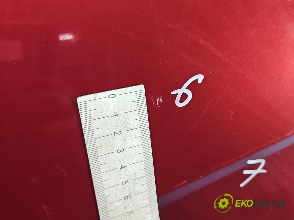 Seat Altea 1.9 tdi 105 HP manual 77 kW 1896 cm3 5- dvere zadné pravé (Kľučka dverí ostatné)