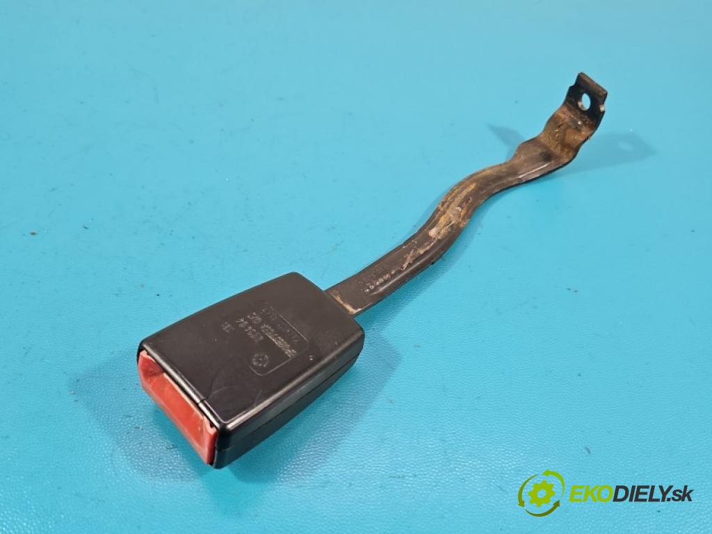 Seat Altea 1.9 tdi 105 hp manual 77 kW 1896 cm3 5- stěna bezpečnost přední levý 5P0857705B