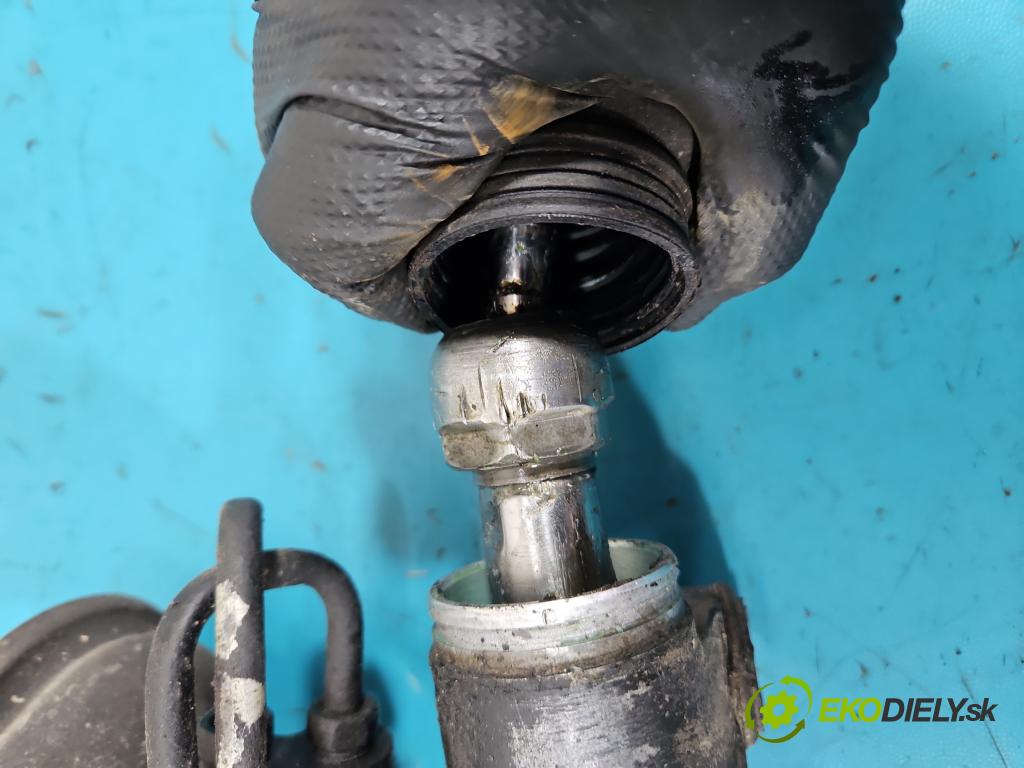 Opel Astra II 1998-2009 1.6 16V 101 HP manual 74 kW 1598 cm3 5- Ozubené kolo: volant