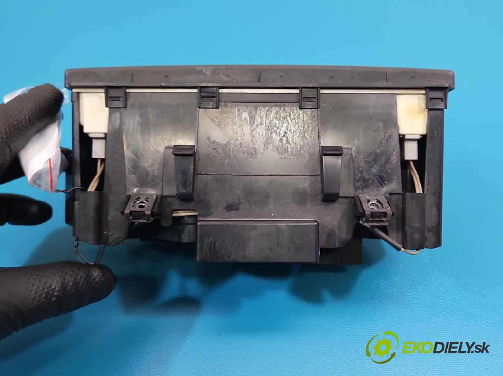 Peugeot Boxer II 2006-2018 2.2 hdi 120 HP manual 88 kW 2198 cm3 5- panel kúrenia