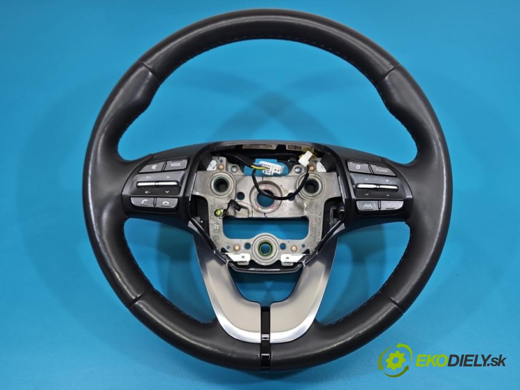 Hyundai I30 III 2016- 1.5 dpi 110 hp manual 80.9 kW 1498 cm3 5- volant 211126-072552 (Volant)