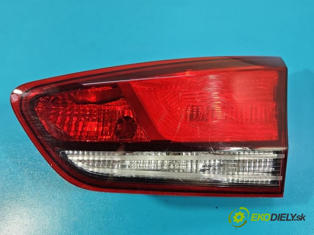 Hyundai I30 III 2016- 1.5 dpi 110 hp manual 80.9 kW 1498 cm3 5- světlo zadní pravé kufrových dveří 92404G4200