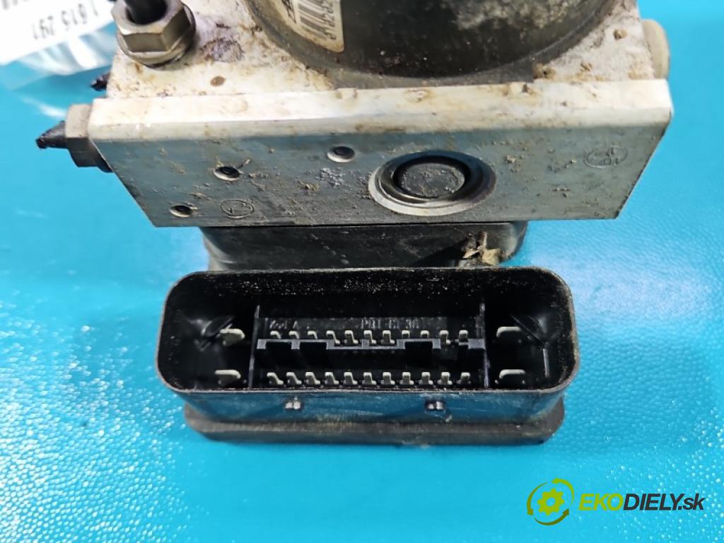 Seat Altea 1.9 tdi 105 HP manual 77 kW 1896 cm3 5- čerpadlo abs 1K0907379N (Pumpa ABS)